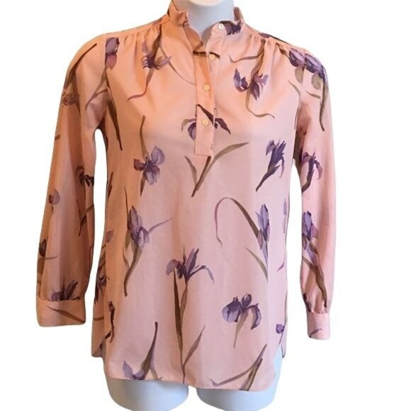 Jinny Jin Top Pink with Large Purple Flowers Medium - Picture 1 of 6